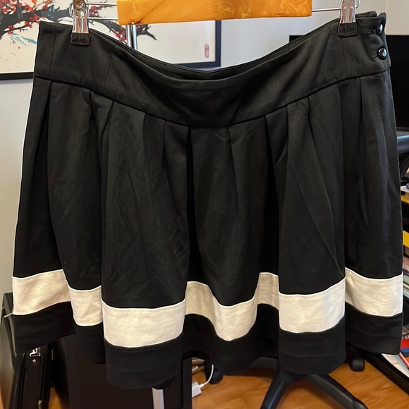 Bedo color block black and white Skirt size 10 - Picture 1 of 6
